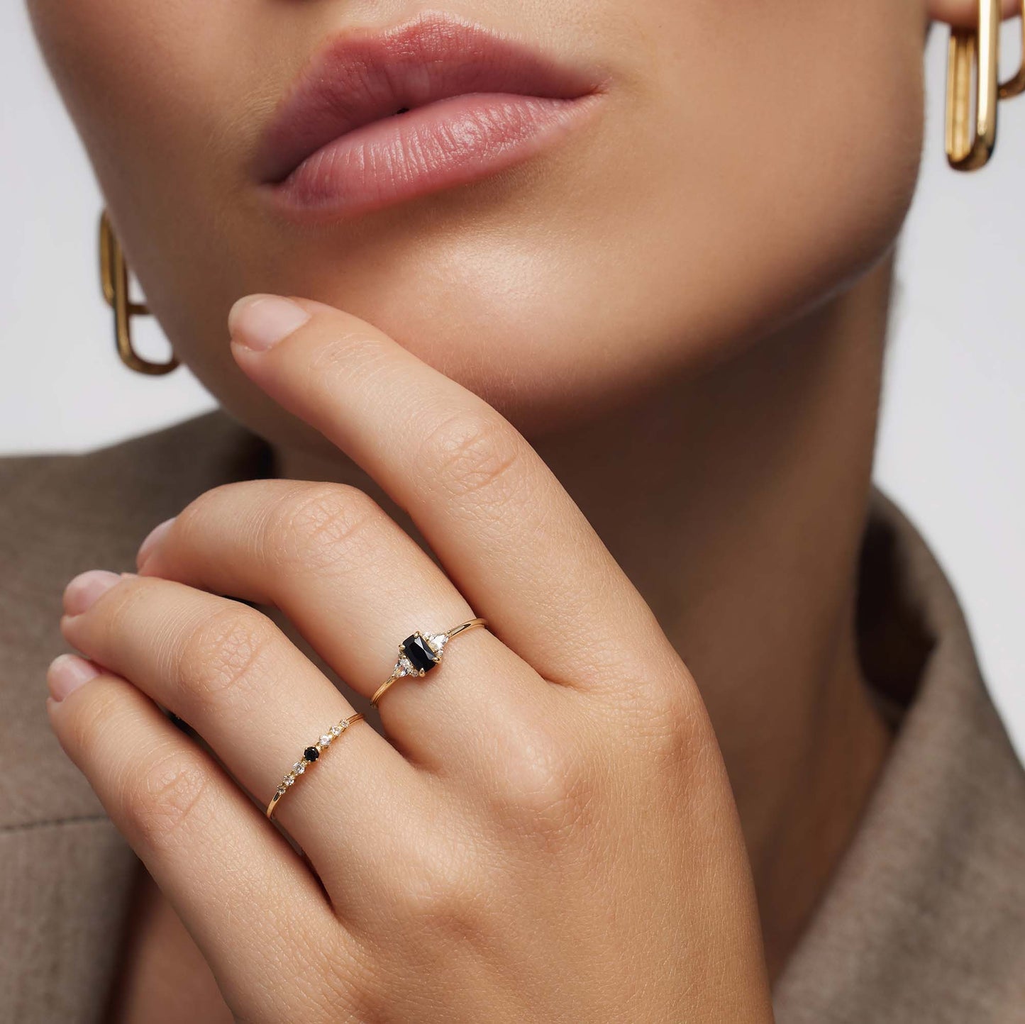 Pierścień Czarny Spinel Baguette - Biżuteria Sophii